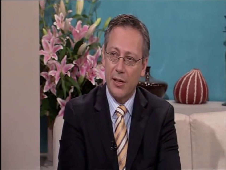 Interview With Dr. Michael Zacharia On Rhinoplasty Patient After the Surgery (Kerri-Anne)