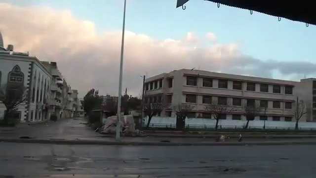 8/2: Les tirs d'obus continuent à Homs