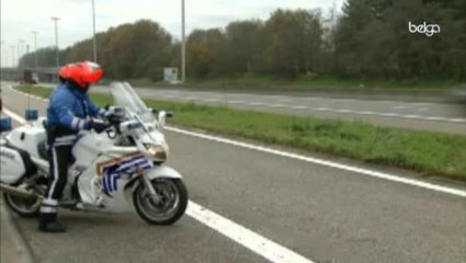 Di Rupo accro aux escortes policières?