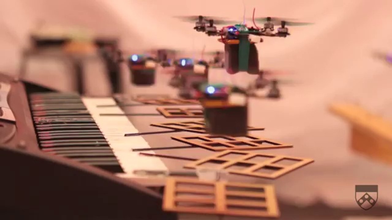 Des robots jouent le theme de James Bond