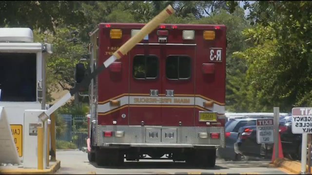 Envoyé Spécial : Aux Etats-Unis, les réseaux sociaux prennent le relais du système de santé