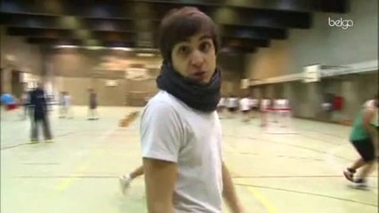 The Voice: après sa victoire, Roberto retourne à l'école