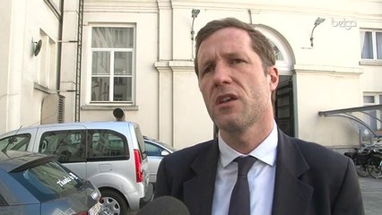 Salaires des top managers : Magnette explique son plan