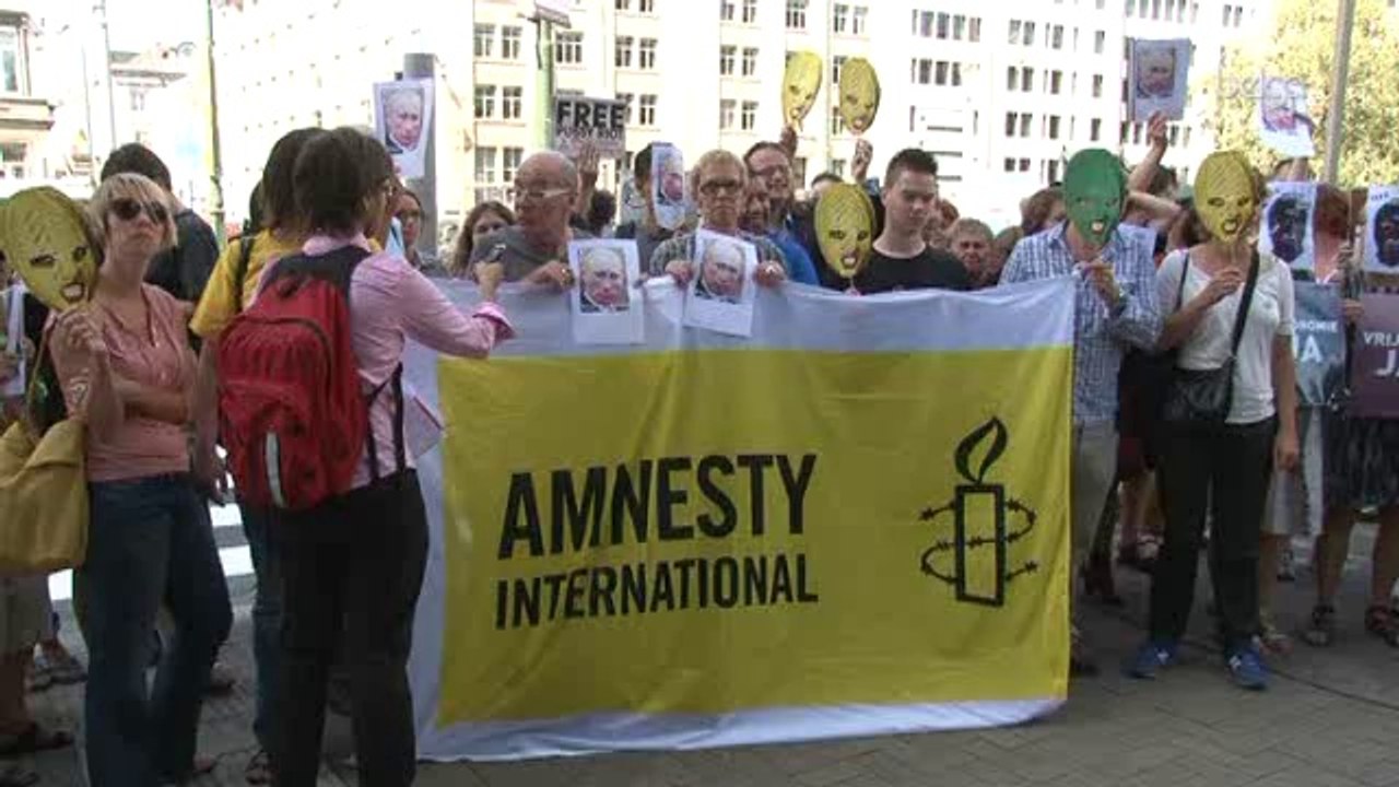 Manifestation de soutien aux Pussy Riot à Bruxelles