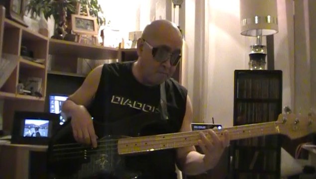 Fantasy Earth Wind & Fire bass cover Bob Roha