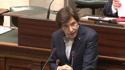 Di Rupo : "Redéployer une véritable politique industrielle en Belgique"