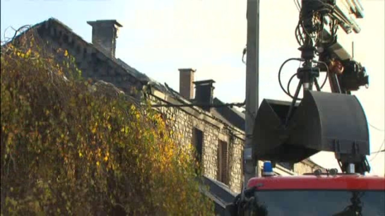 Incendie de Han-sur-Lesse: le corps d'une des cinq victimes retrouvé dans les décombres