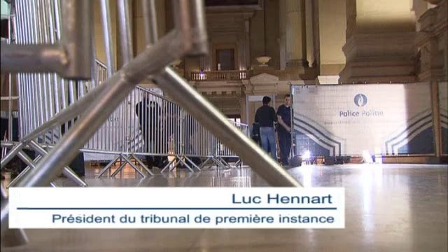 Dutroux: Ambiance tendue autour du Palais de Justice de Bruxelles