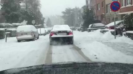Neige:Bruxelles sous son manteau blanc
