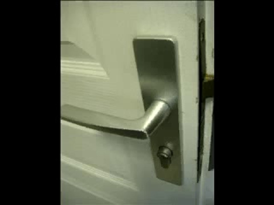 artisan serrurier ThÃ©nisy Â 77520 Tel: 0156470783 Ouverture de porte Â