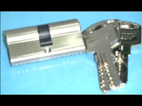 artisan serrurier Saint-Maur-des-FossÃ©s Â 94210 Tel: 0156470808 Motoriser un volet roulant Â Â