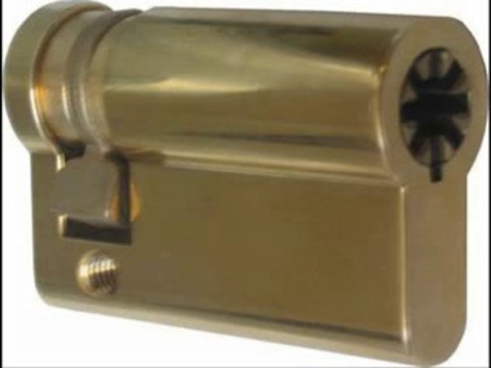 artisan serrurier Grisy-Suisnes Â 77166 Tel: 01-56-47-08-25 Volet roulant pvc Â