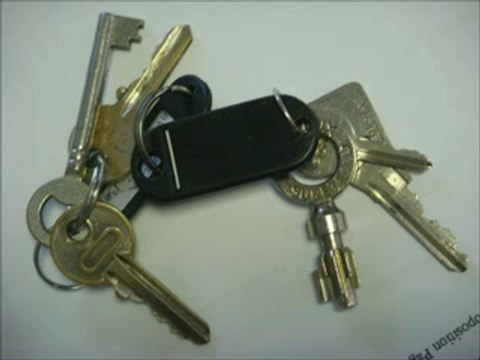 artisan serrurier Dampierre-en-Yvelines 78720 Tel: 01 56 47 08 46 ouverture a la radio