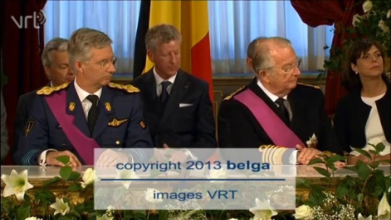 L'abdication du roi Albert II est signée!