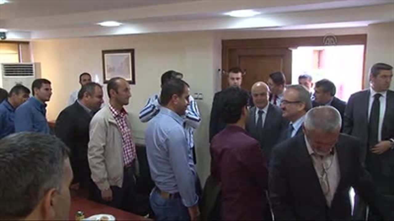 İnadına Kardeşlik, İnadına Sevgi, Muhabbet"