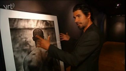 Les portraits des "nouveaux dieux du stade" exposés au Botanique