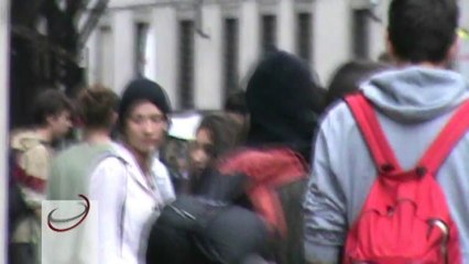 Firenze, scontri tra studenti e forze dell'ordine