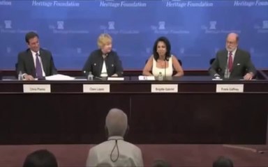 Muslim asks about discrimination and gets awesome answer!