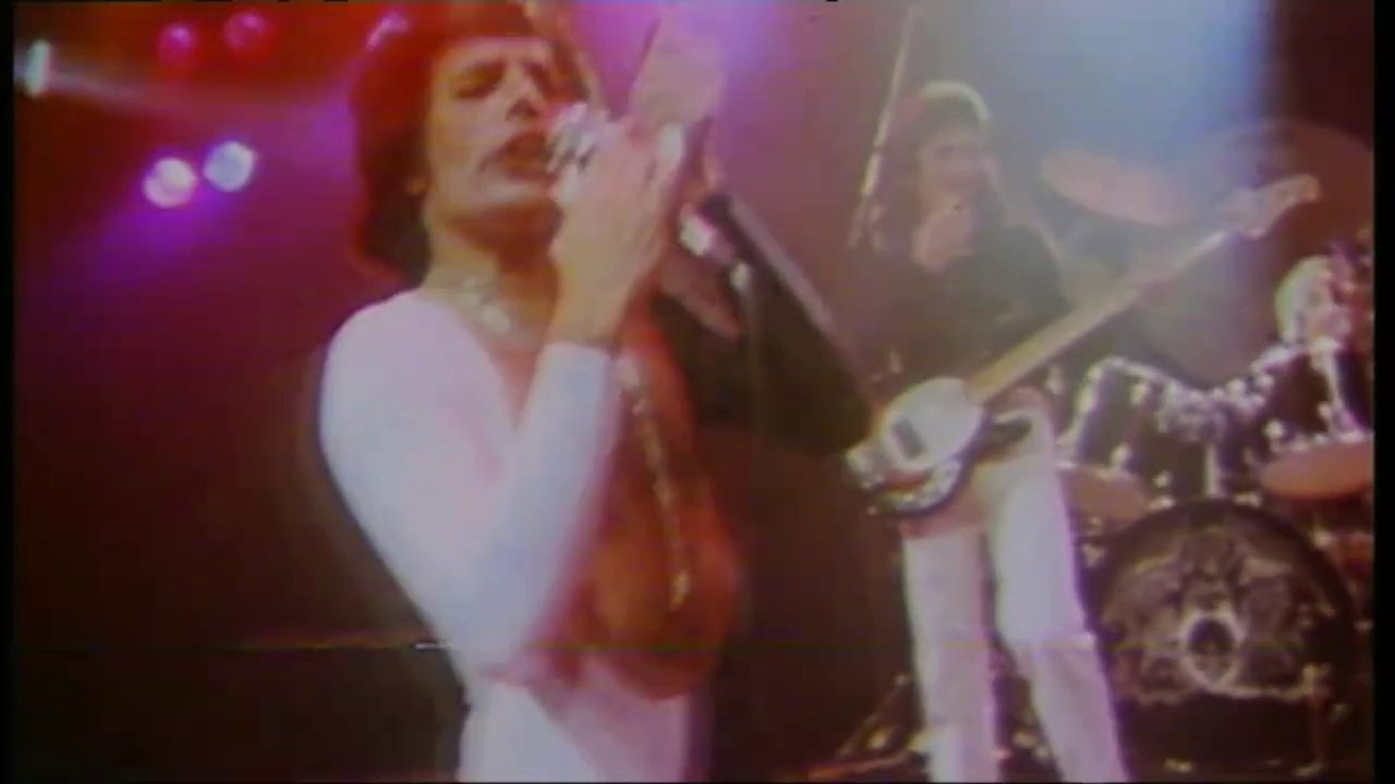 Queen - We Are The Champion