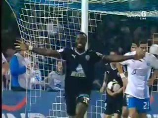 Malezas (suivi par Anderlecht) sait enflammer un stade...