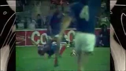 Le but de Platini contre le Portugal à l'Euro 84