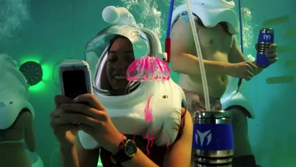 Une discothèque sous l'eau