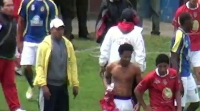 Des arbitres agressés en Amérique du Sud