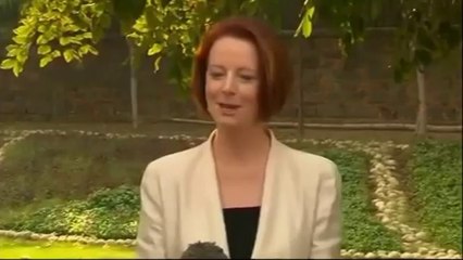 La première ministre australienne Julia Gillard chute en Inde