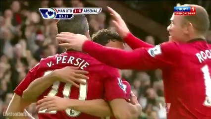 Vermaelen offre le 1-0 à Van Persie