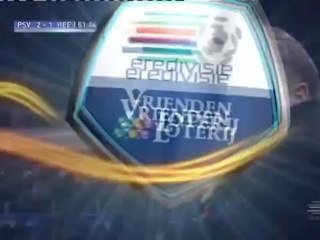 La célébration de golfeur de Dries Mertens