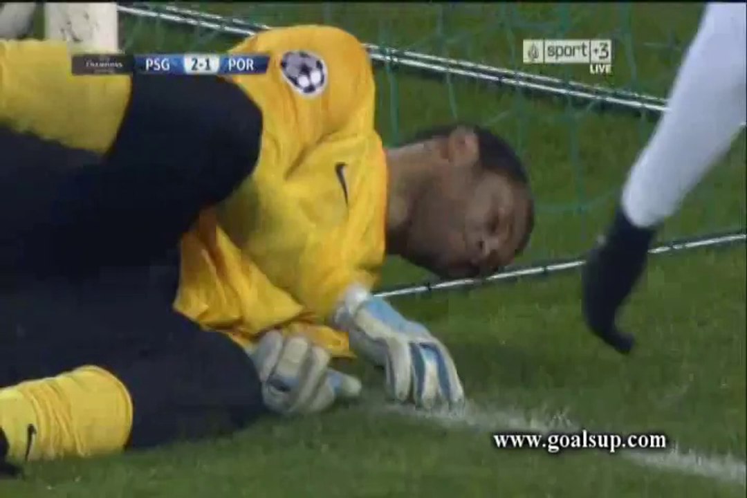 Le PSG bat Porto 2-1