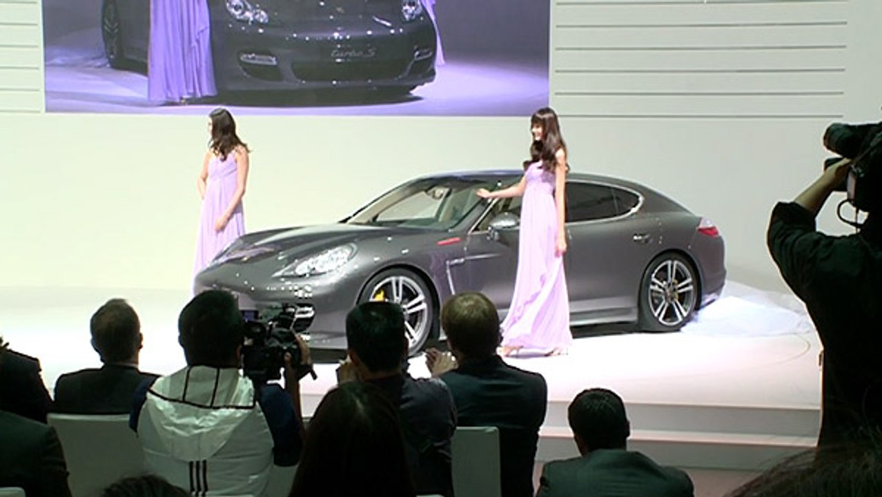 Porsche in Shanghai 2011