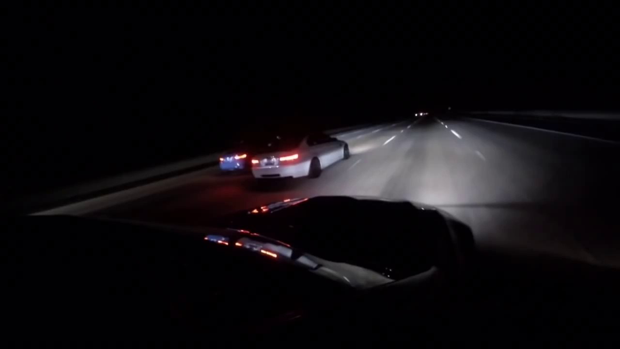BMW E92 M3 (white) vs BMW M4