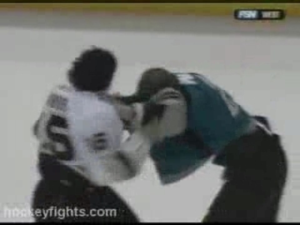 070207 Scott Parker vs George Parros