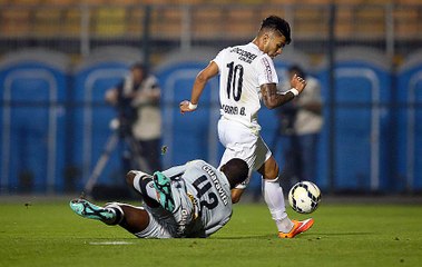 下载视频: Chuva de gols! Santos goleia Botafogo e avança na Copa BR