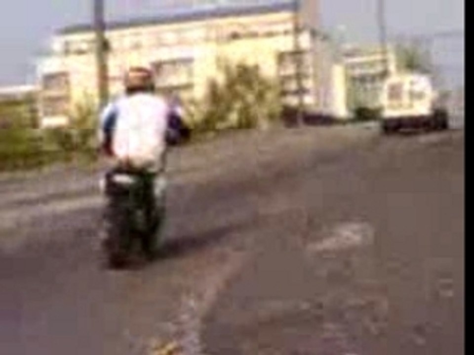 scooter en roue,cul a l'air à nancy