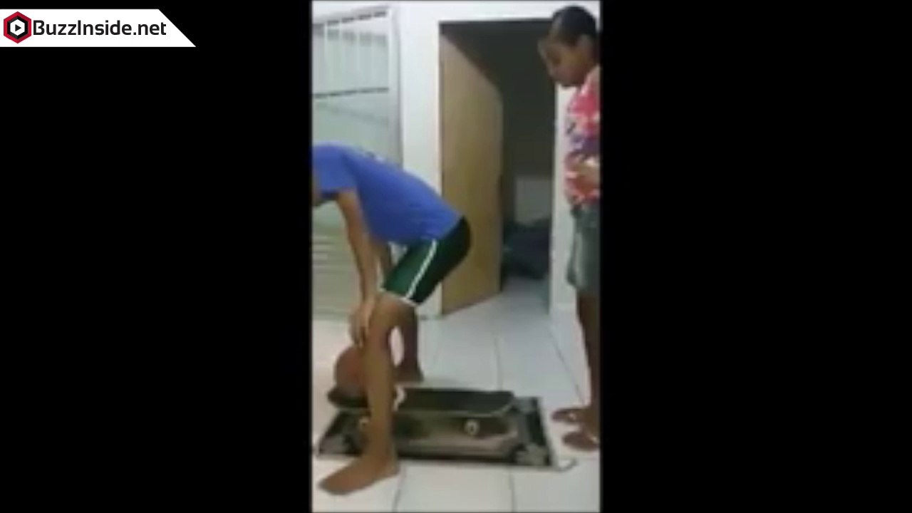 Comment troller votre petite soeur