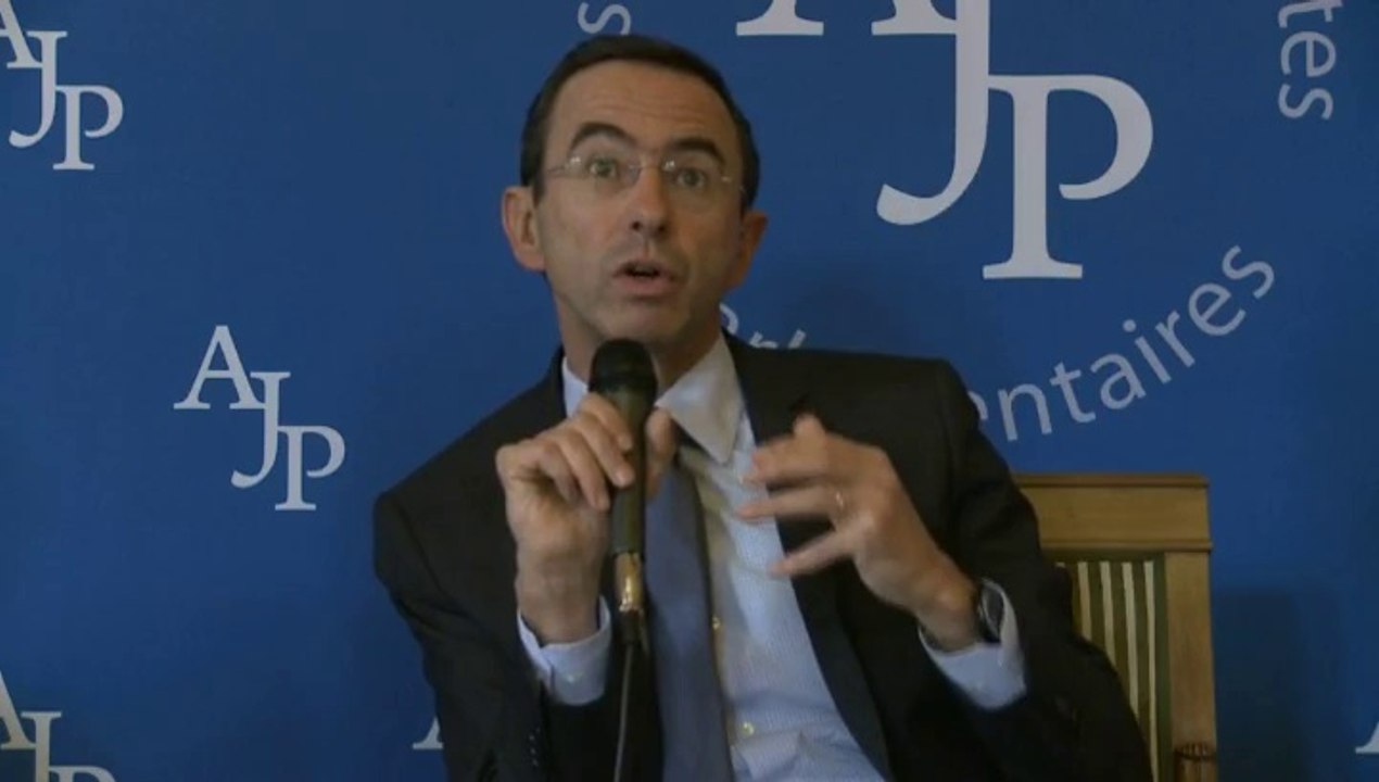 Conférence de Presse devant l'Association des Journalistes Parlementaires