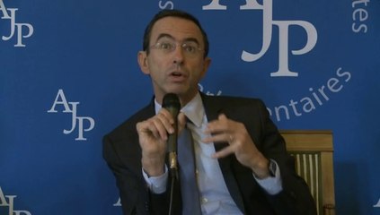 Conférence de Presse devant l'Association des Journalistes Parlementaires