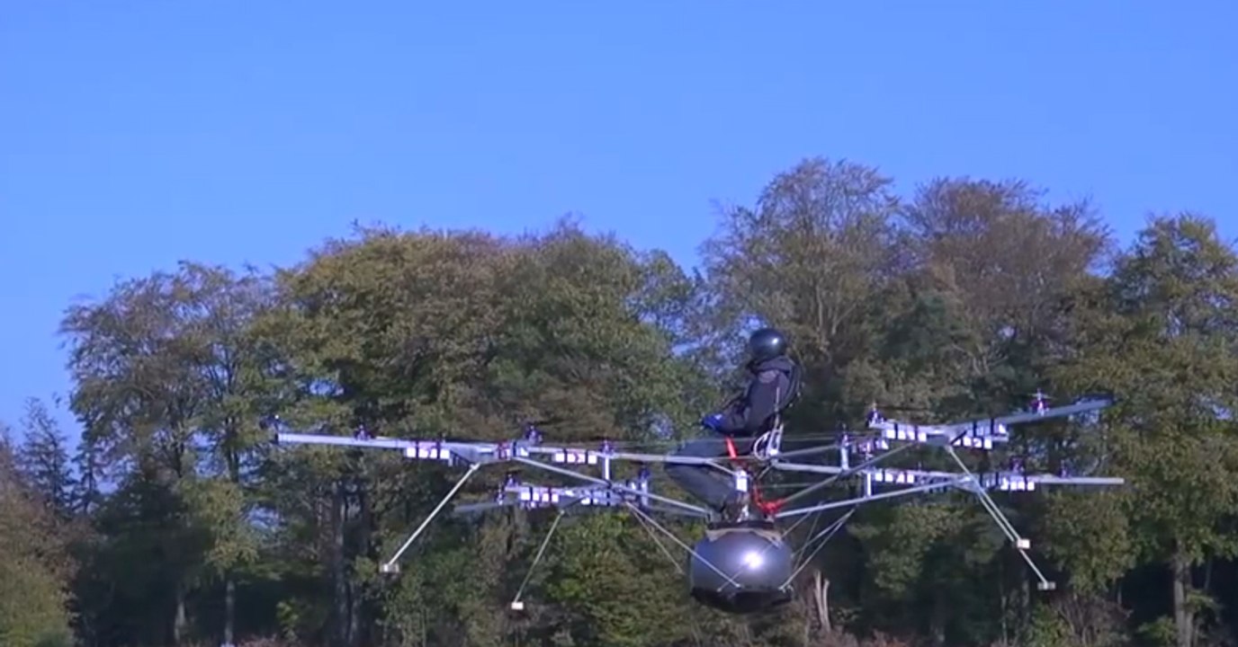 Elektrikli Helikopterle İnsanlı Uçuş Denemesi!