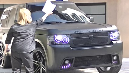 (VIDEO) Justin Bieber Almost HITs Lady | Avoids Laugh Factory Hit and Run Case