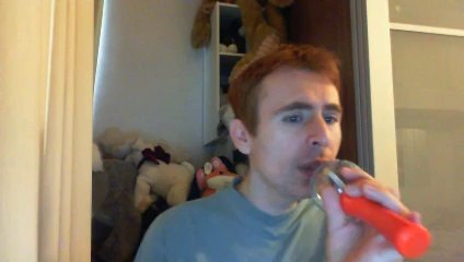 Wiwi égratigne "la vague" d'Yseult Onguenet