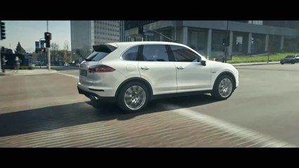 Porsche Cayenne S E-Hybrid : l'hybride branchée