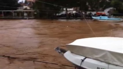 Hatay'da Şiddetli Yağış Sele Neden Oldu Ek