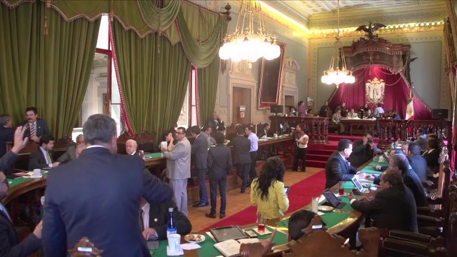 Anuncian el proyecto de presupuestos de egresos del 2015 del Poder Legislativo.
