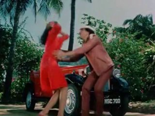 Bollywood Old Hit Dance Video Mamma Mia