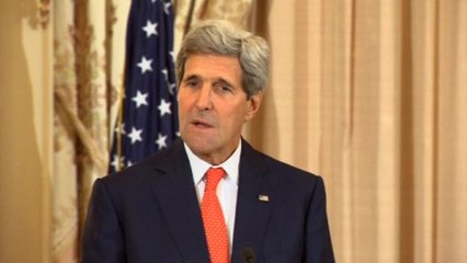 Kerry calls for "all hands on deck" in Ebola fight