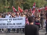 Ege Üniversitesi öğrencileri “Bayrak ve Atatürk“ için yürüdü