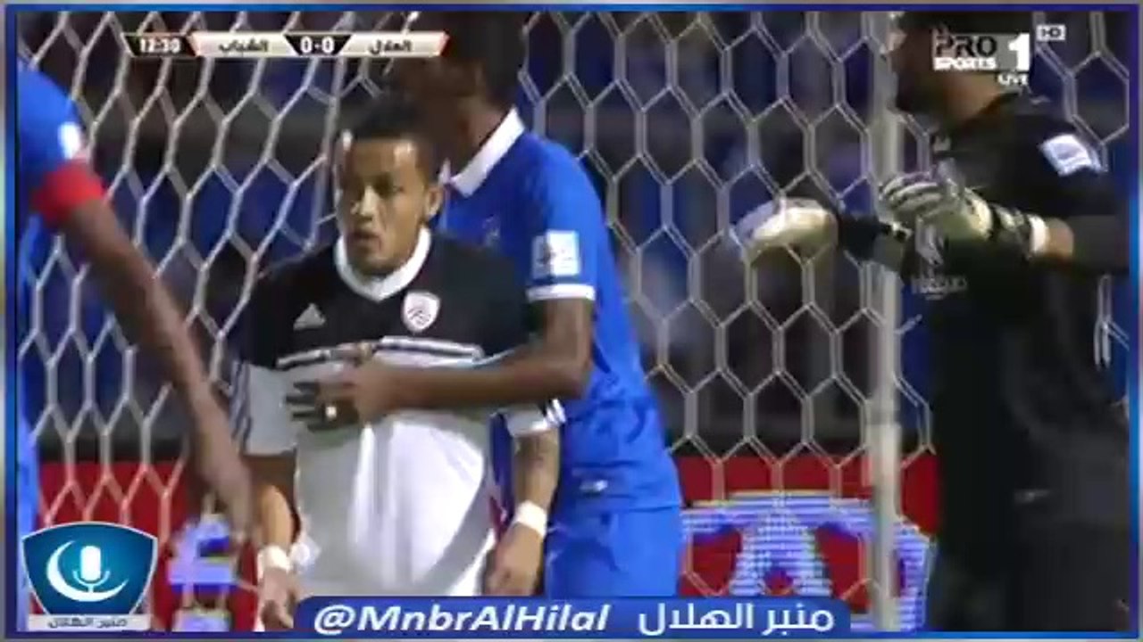 جماهير #الهلال تردد اسم ياسر الشهراني في الدقيقة 12