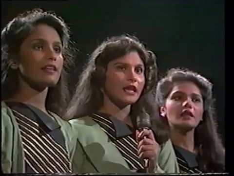 لیلٰی۔ لیلٰی۔ لیلٰی۔ افسرِ خُوباں لیلٰی - قتیل شفائی - بینجم سسٹرز - پی ٹی وی لائیو